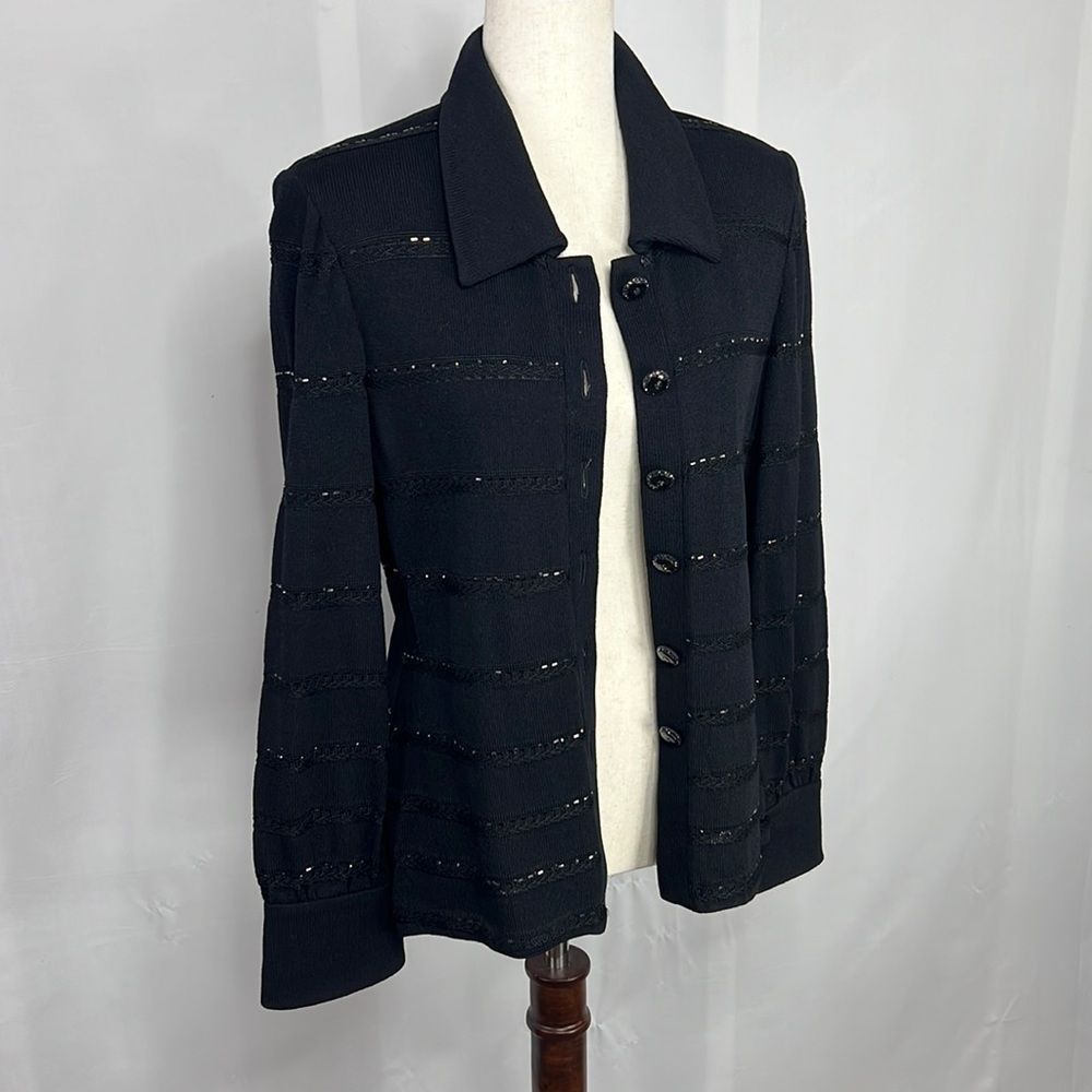 St. John size 8 black jacket like new